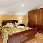 Casa Amarela Апартаменты Канису